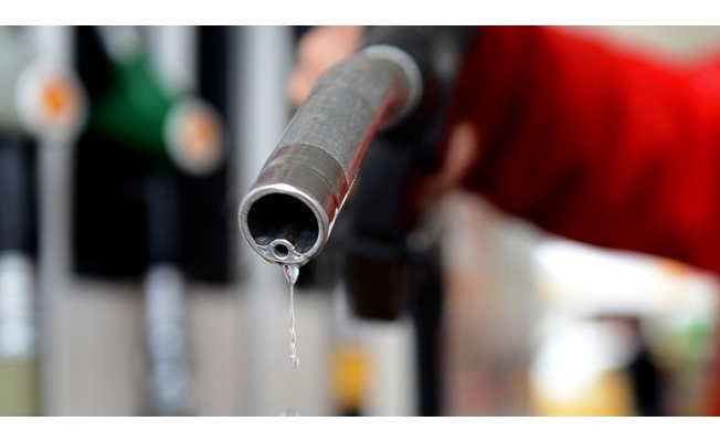 Benzine yapılan zamlar durmuyor: 28 kuruş daha