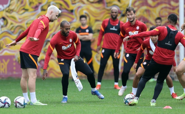 Galatasaray, hazırlık maçında İstanbulspor'a takıldı