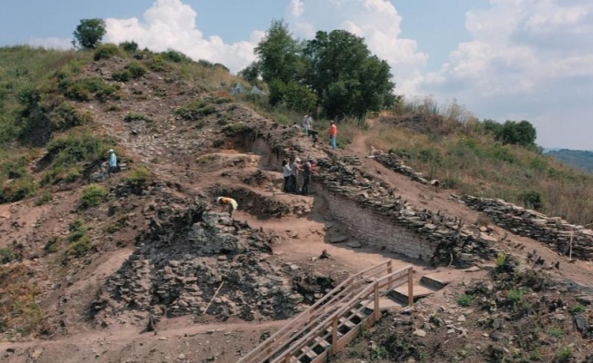 Yalova’da yapılan kazılarda yeni yaşam izleri bulundu