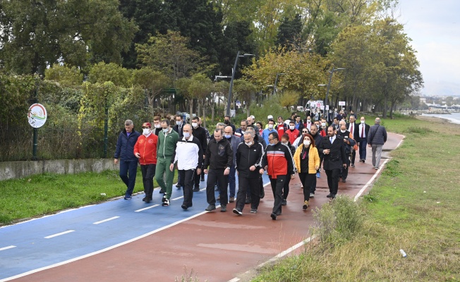 Yalova'da 'Kasım ayı yürüyüş etkinliği' gerçekleştirildi