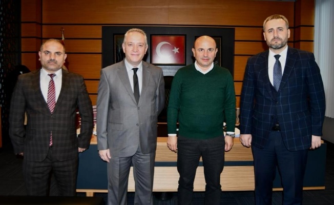 Yalova PTT Müdürü 'Türkiye Kart'ı duyurdu.