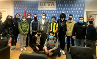 Yalova Genç Fenerbahçeliler’den DEVA Yalova’ya Ziyaret
