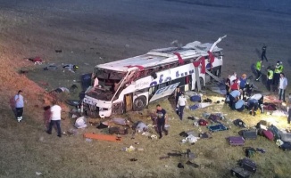 Korkunç kaza: 14 ölü, 18 yaralı