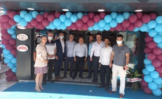 MHP Yalova İl ve İlçe Yönetimi, Yavuz Gıda'nın açılışına katıldı.