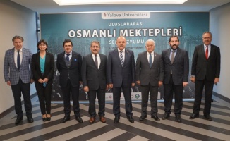 'Uluslararası Osmanlı Mektepleri' sempozyumu Yalova'da başladı
